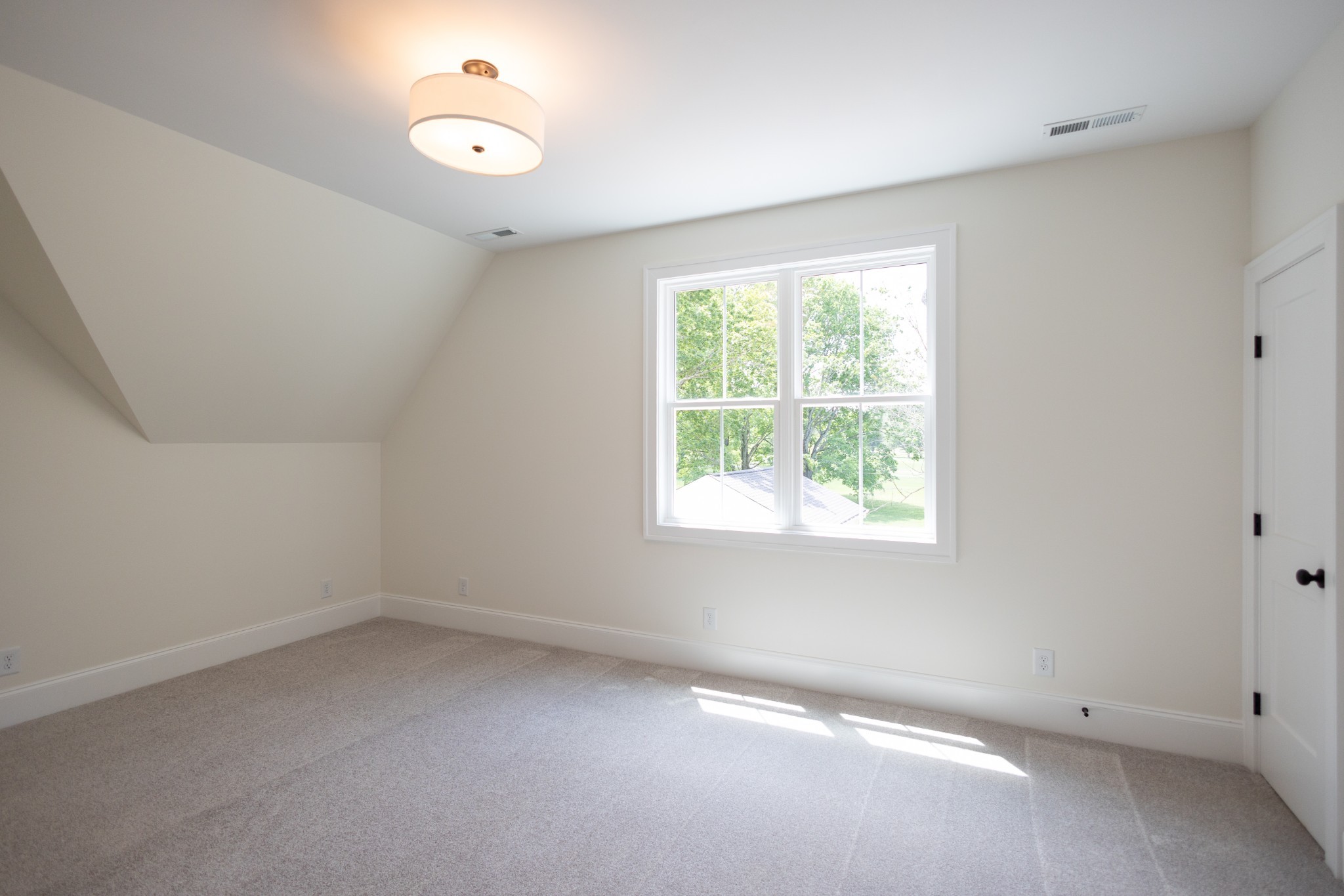 1385 Burton Road Mount Juliet, TN 37122 - Photo 13 of 15