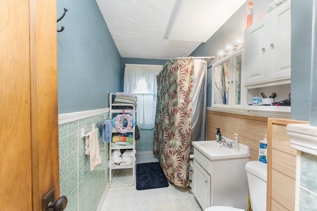 88 Fairfax Road Worcester, MA 01610 - Photo 13 of 29 Gallery Image 13