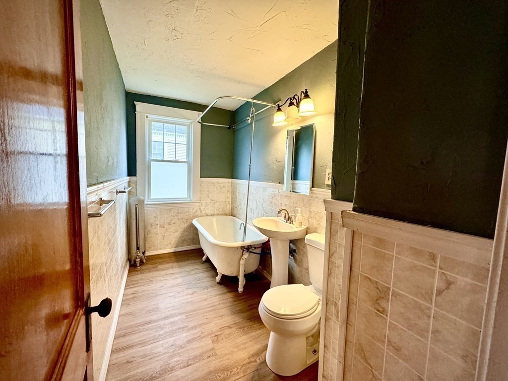 88 Fairfax Road Worcester, MA 01610 - Photo 20 of 29 Gallery Image 20