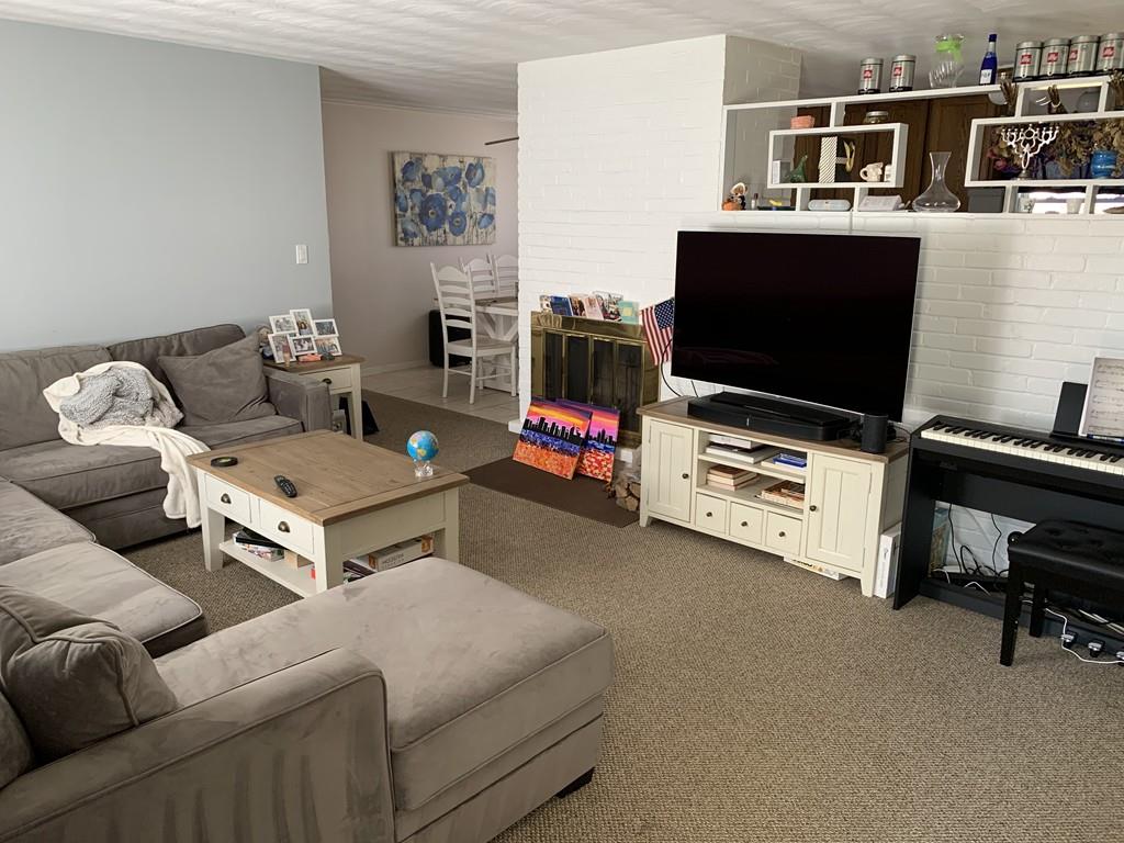 9 Carling Road Framingham, MA 01701 - Photo 4 of 10 Gallery Image 4