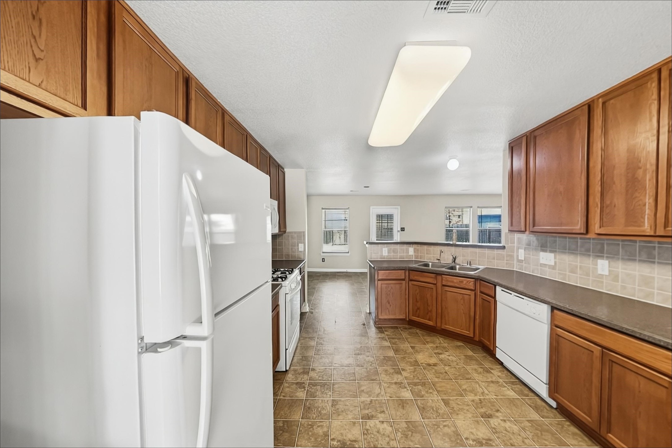 22011 Orchard Dale Drive Spring, TX 77389 - Photo 2 of 15 Gallery Image 2