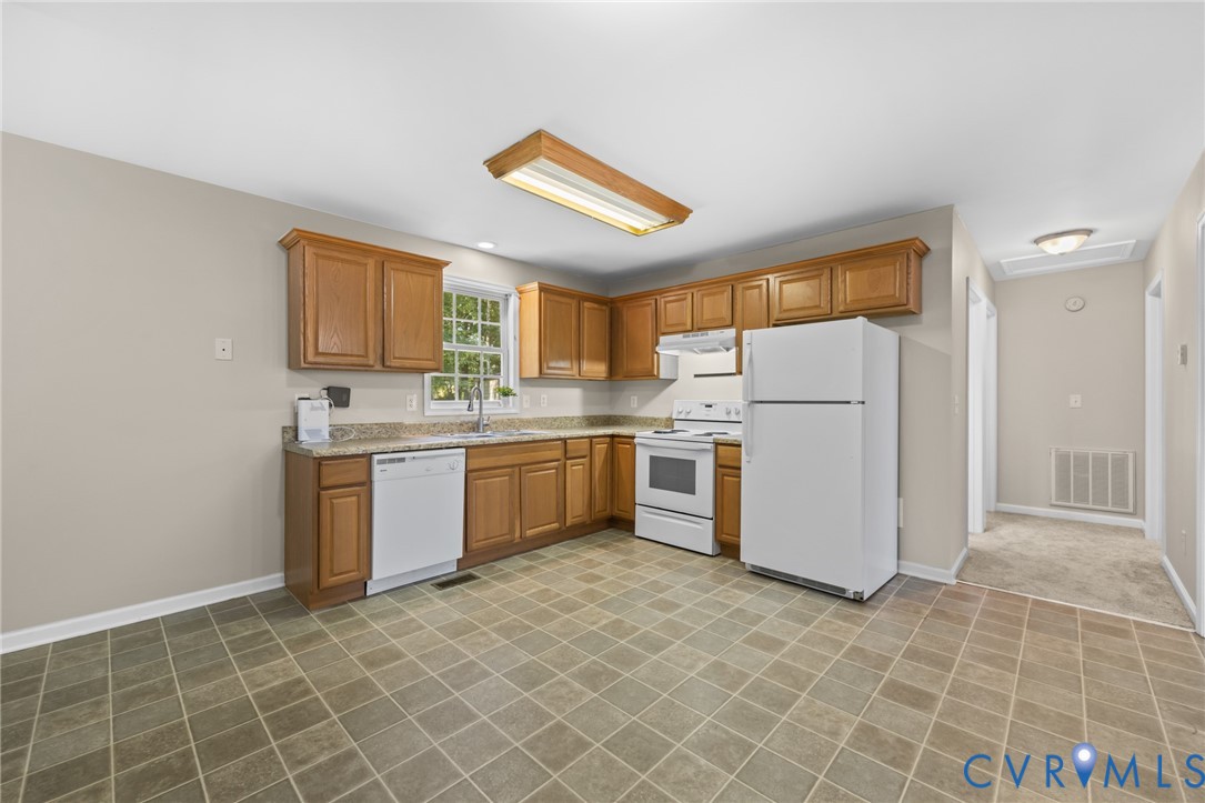 115 Windsor Place Buckingham, VA 23921 - Photo 14 of 38