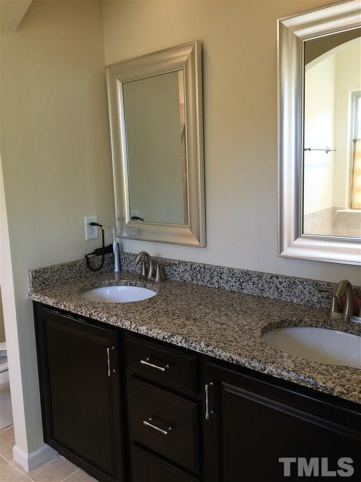 5625 Wade Park Boulevard Raleigh, NC 27607 - Photo 11 of 12