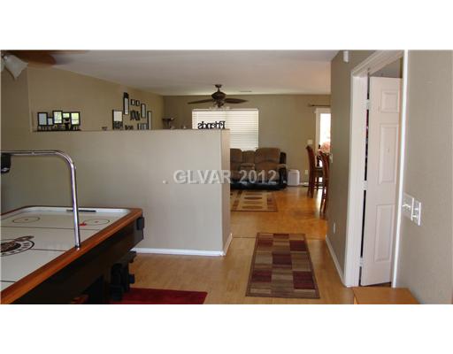 1041 Amber Gate Street Henderson, NV 89002 - Photo 5 of 7 Interior Space/Layout.