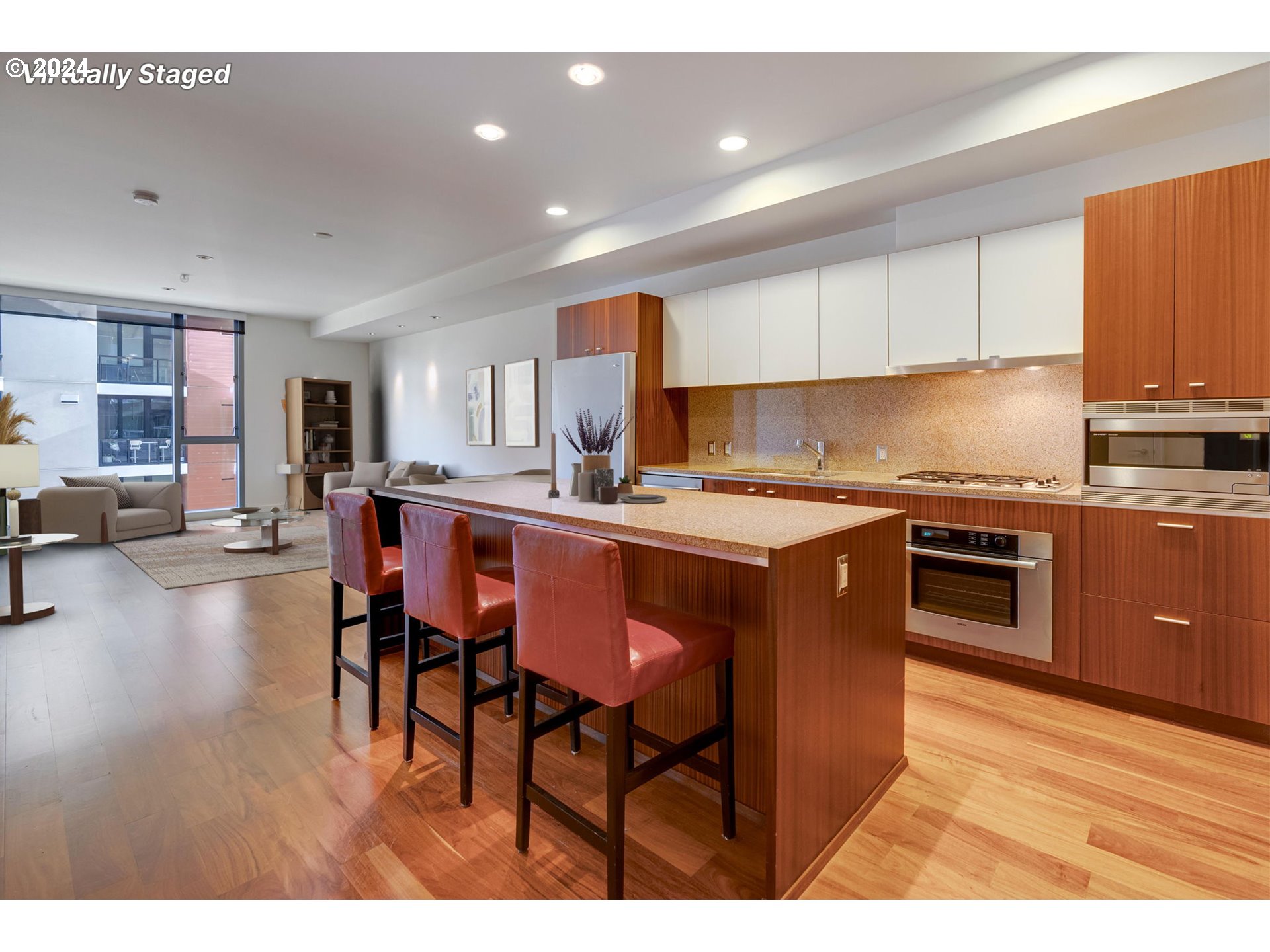841 Southwest Gaines Street, Unit 329 Portland, OR 97239 - Photo 14 of 35 Gallery Image 14
