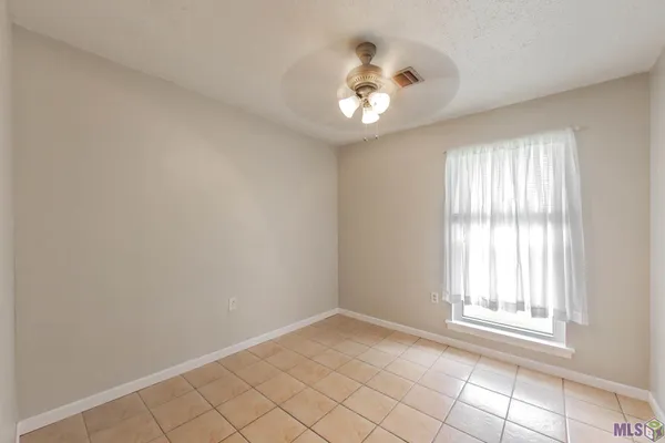 $155,000 | 3008 Pinewood Circle, Houma, LA 70363