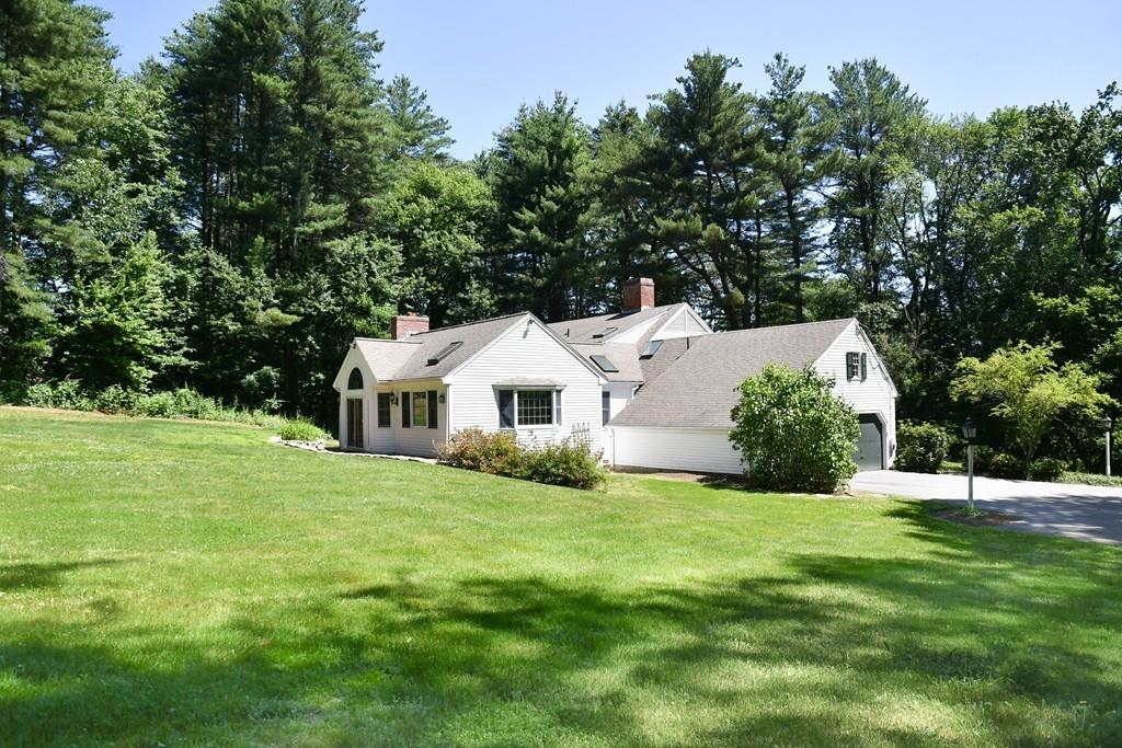 565 Concord Road Sudbury, MA 01776 - Photo 2 of 40