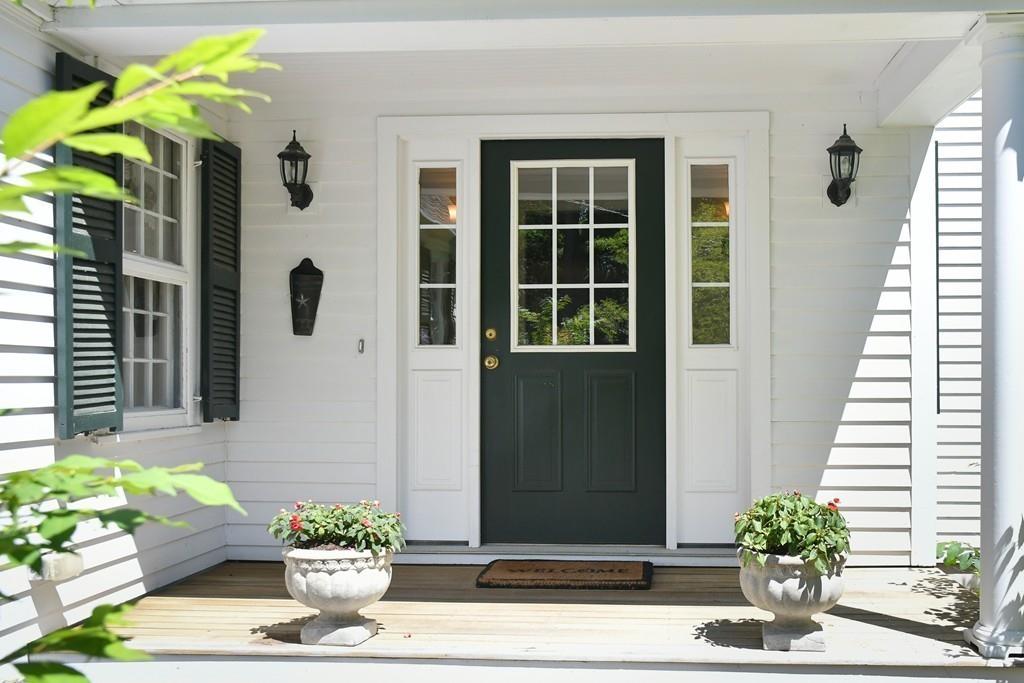 565 Concord Road Sudbury, MA 01776 - Photo 3 of 40