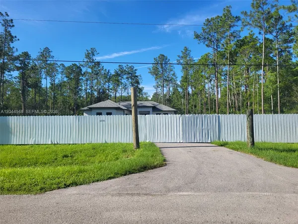 $560,000 | 4276 12th Avenue Northeast, Naples, FL 34120