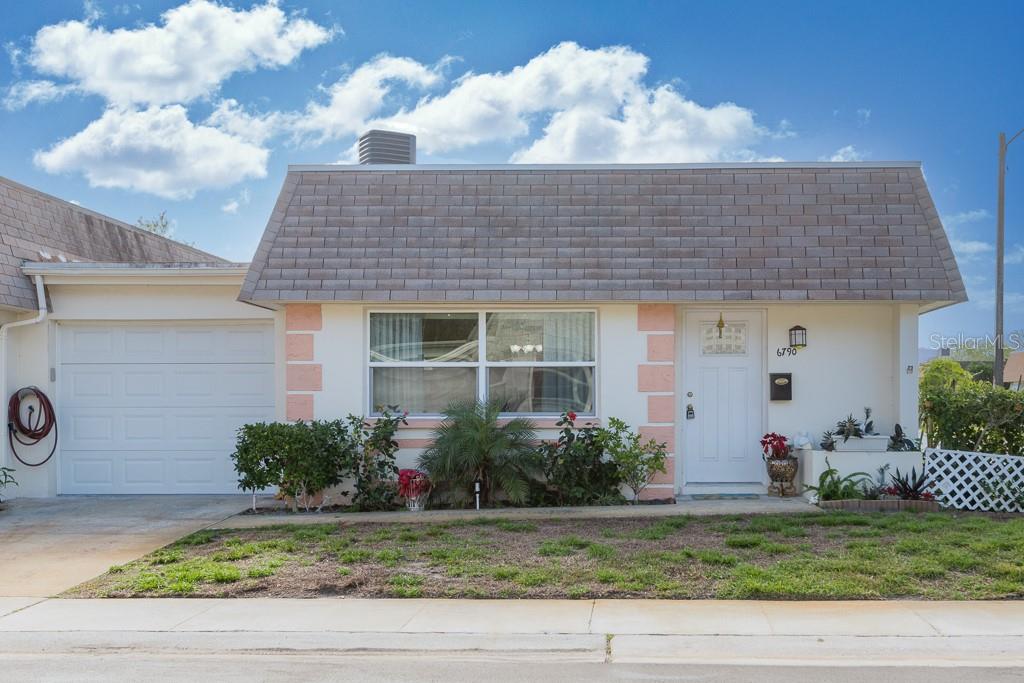 6790 Monaco Pinellas Park, FL 33781 - Photo 1 of 1