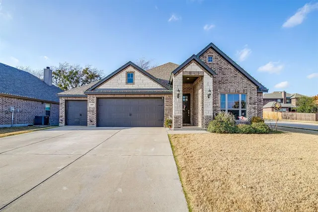 $390,000 | 1800 Pedernales Street, Burleson, TX 76028