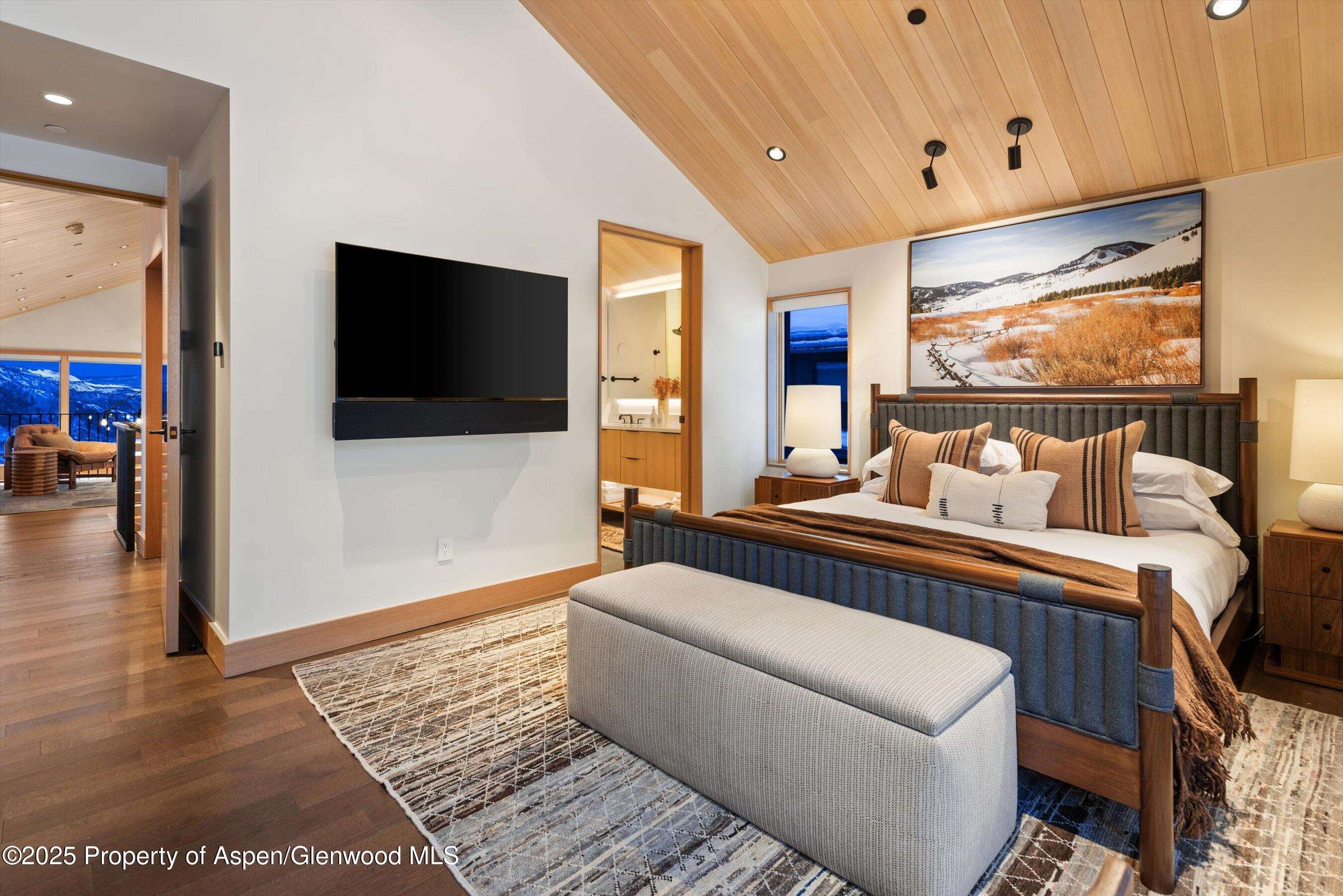 411 Wood Road, Unit 8 Snowmass Village, CO 81615 - Photo 15 of 31 31-411WoodRd8_24011289