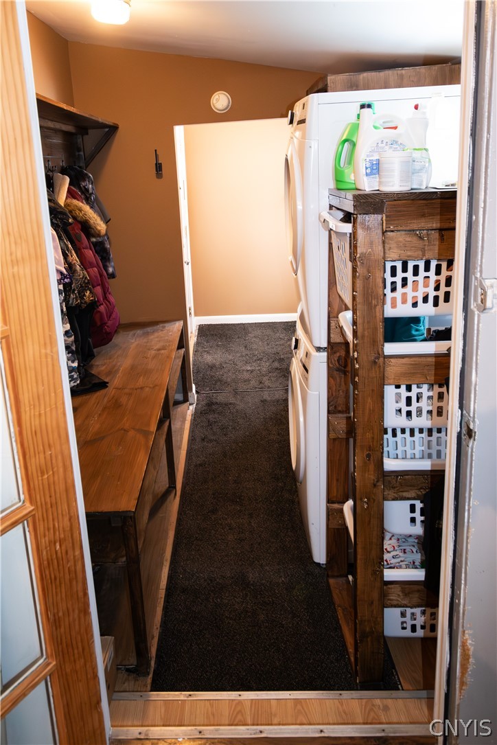 9576 Black Creek Road Clay, NY 13029 - Photo 28 of 47