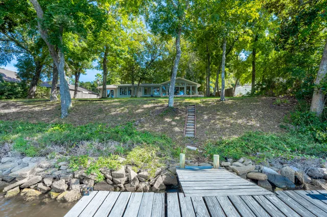 $1,348,000 | 1013 Lake Drive, Niceville, FL 32578