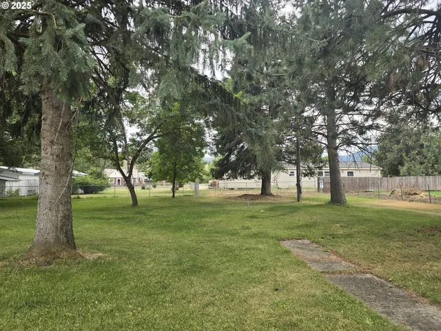 $89,000 | 108 South Madison Street, Wallowa, OR 97885