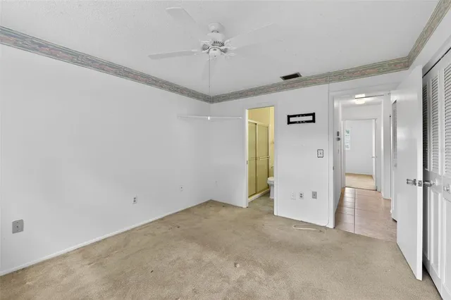 $149,900 | 2560 Golf Course Drive, Unit 507, Sarasota, FL 34234