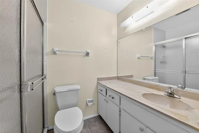 $149,900 | 2560 Golf Course Drive, Unit 507, Sarasota, FL 34234