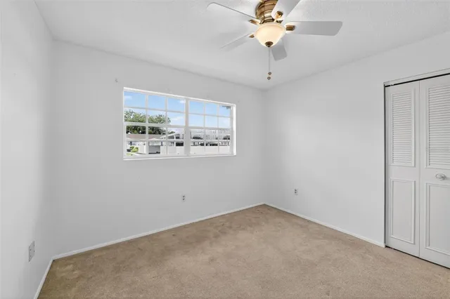 $149,900 | 2560 Golf Course Drive, Unit 507, Sarasota, FL 34234