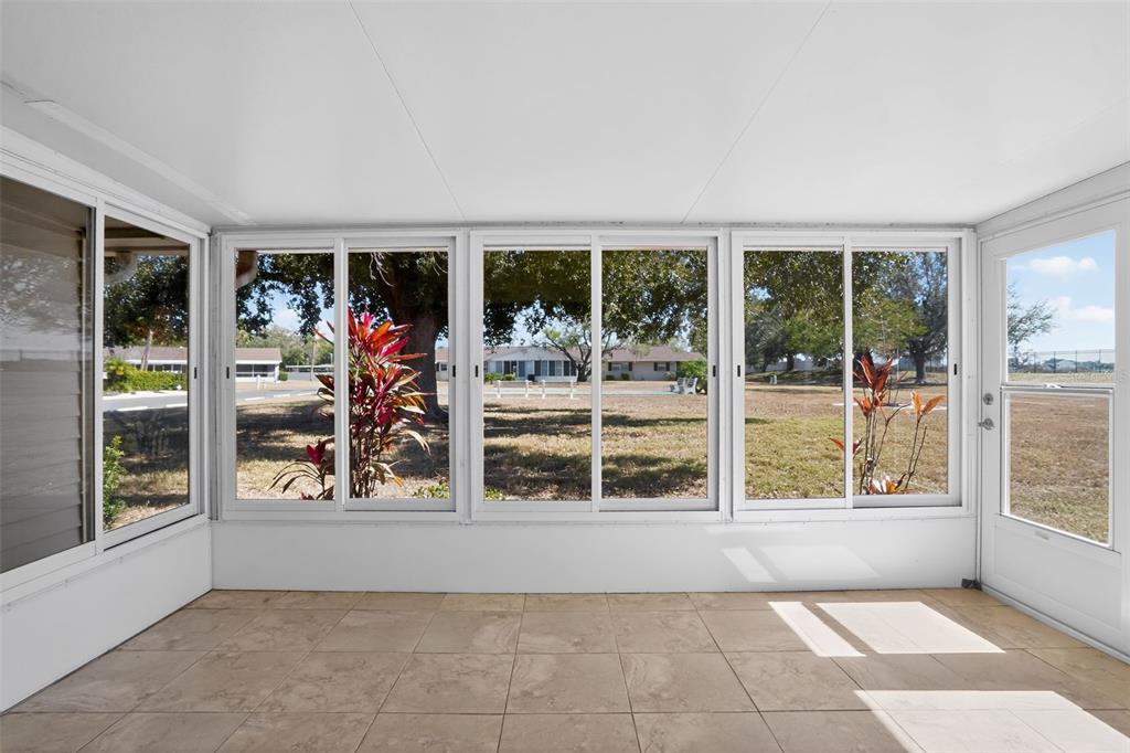 2560 Golf Course Drive, Unit 507 Sarasota, FL 34234 - Photo 31 of 43