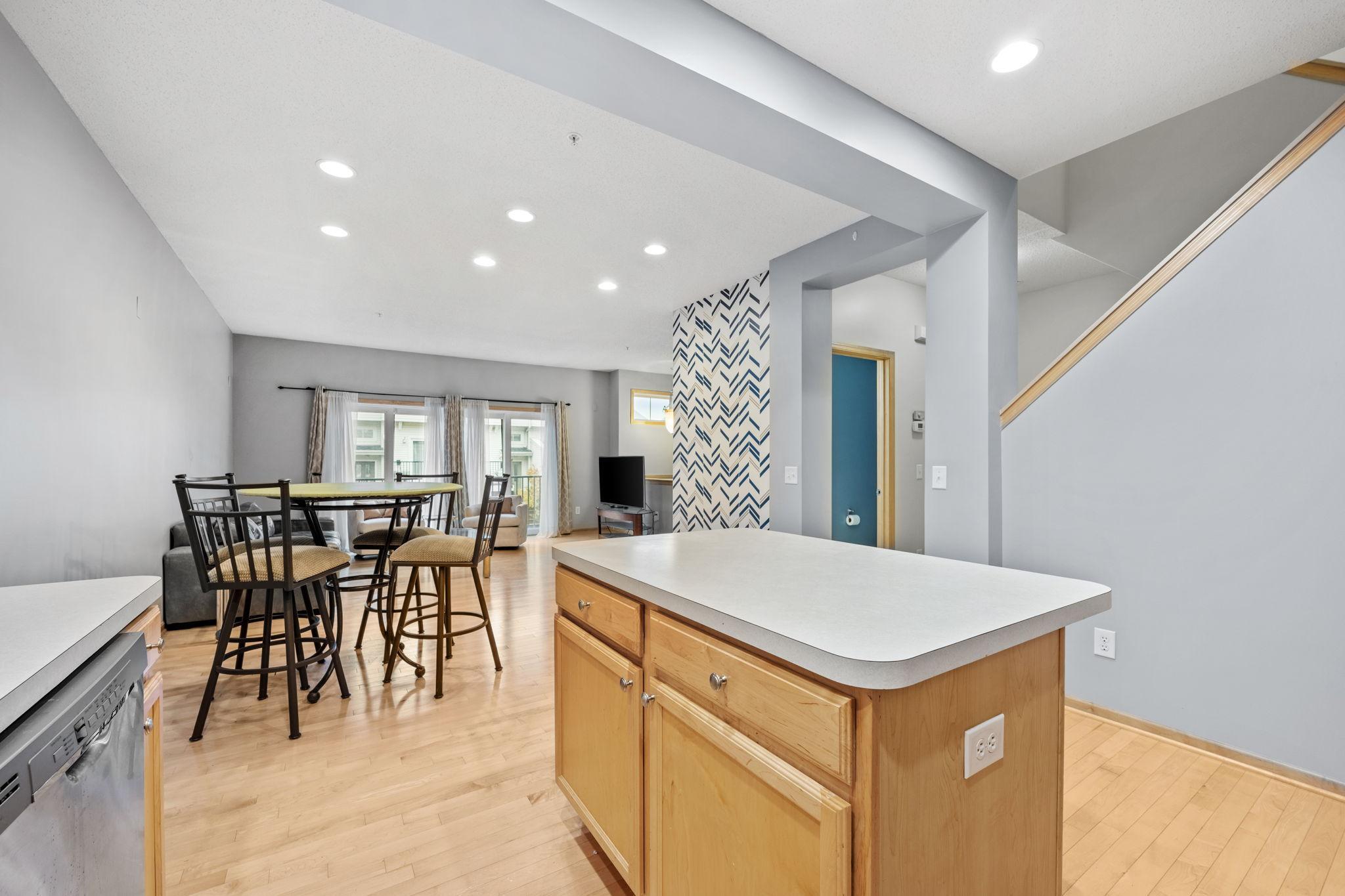 4353 Victor Path, Unit 4 Hugo, MN 55038 - Photo 8 of 24
