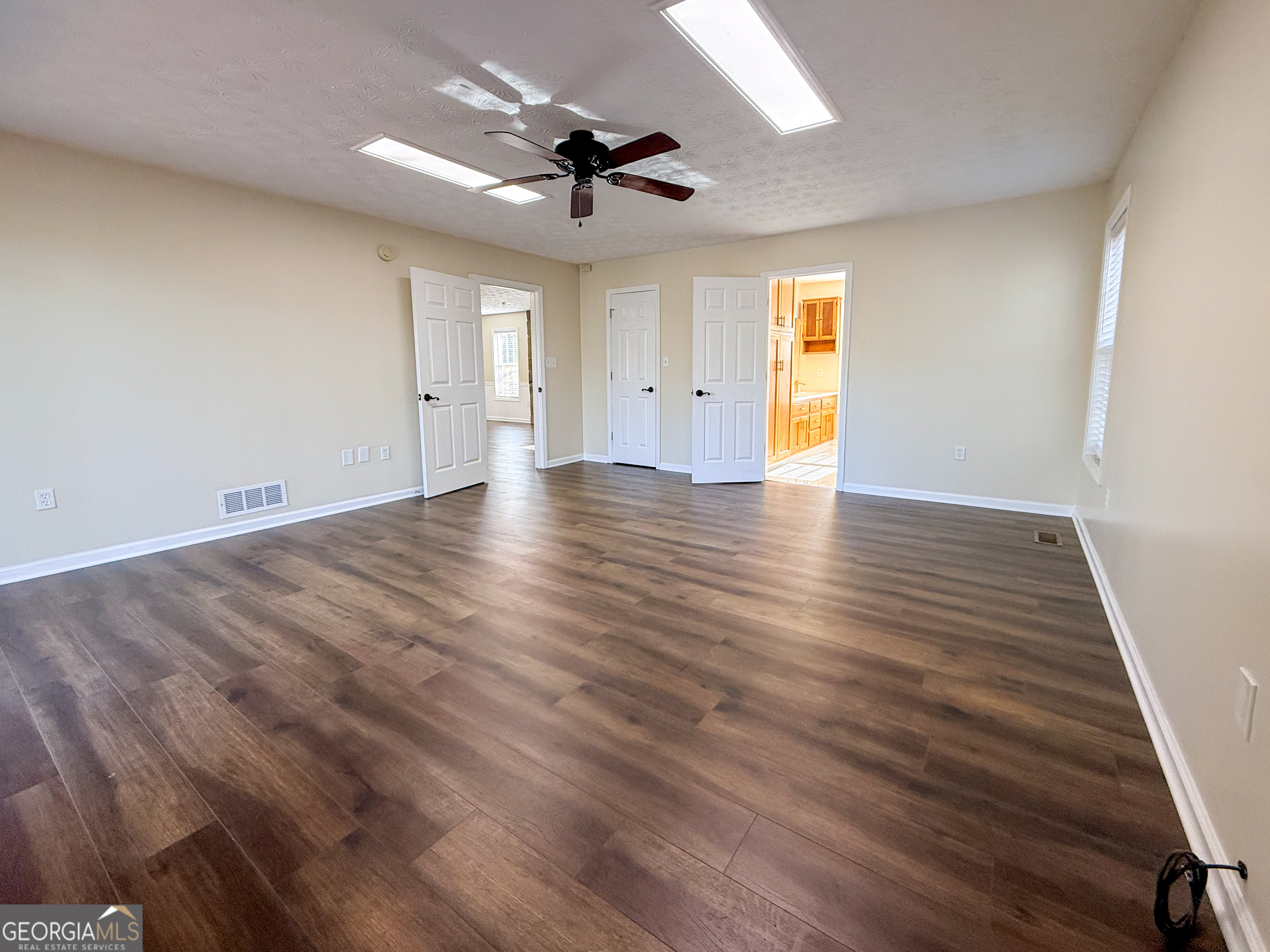 499 Old Deer Path Way Cleveland, GA 30528 - Photo 13 of 37