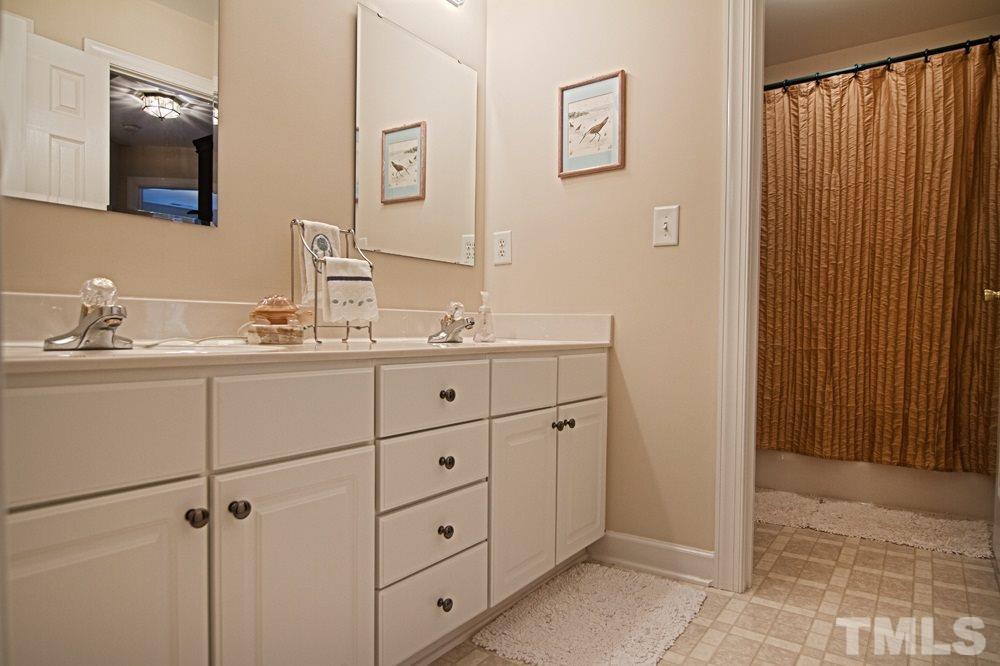 5305 Corbarron Court Raleigh, NC 27606 - Photo 17 of 21 Upstairs full bath