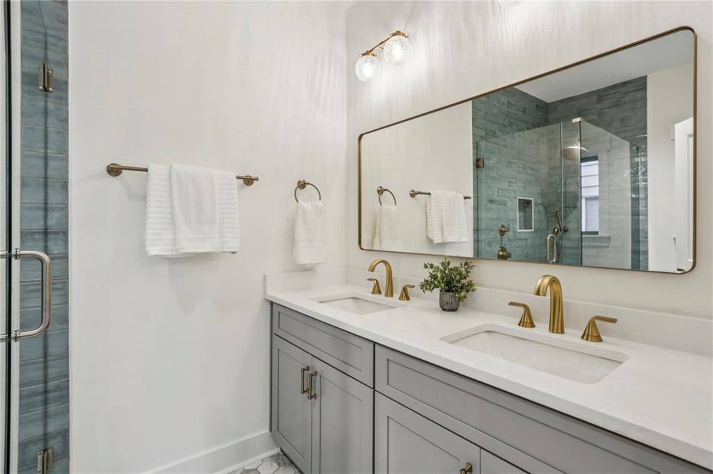 1917 Thompson Avenue East Point, GA 30344 - Photo 10 of 22