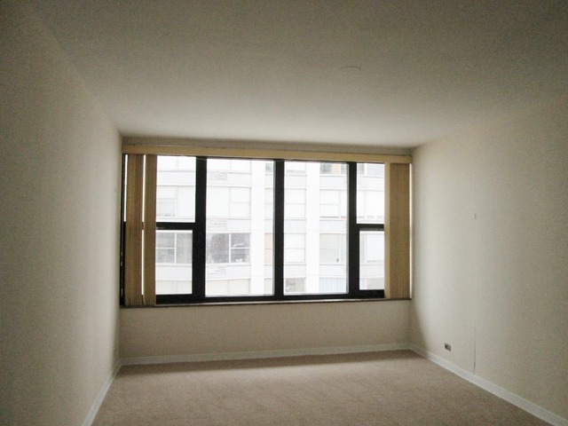 5801 North Sheridan Road, Unit 12E Chicago, IL 60660 - Photo 12 of 18