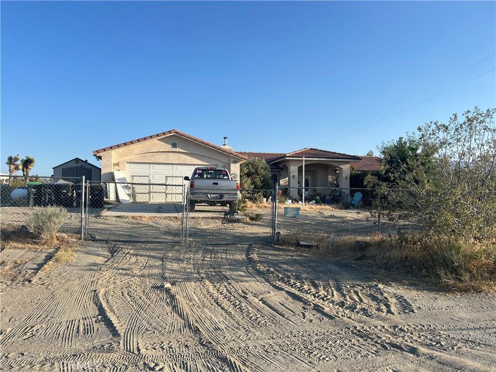 2825 Del Rosa Road Phelan, CA 92371 - Photo 2 of 15