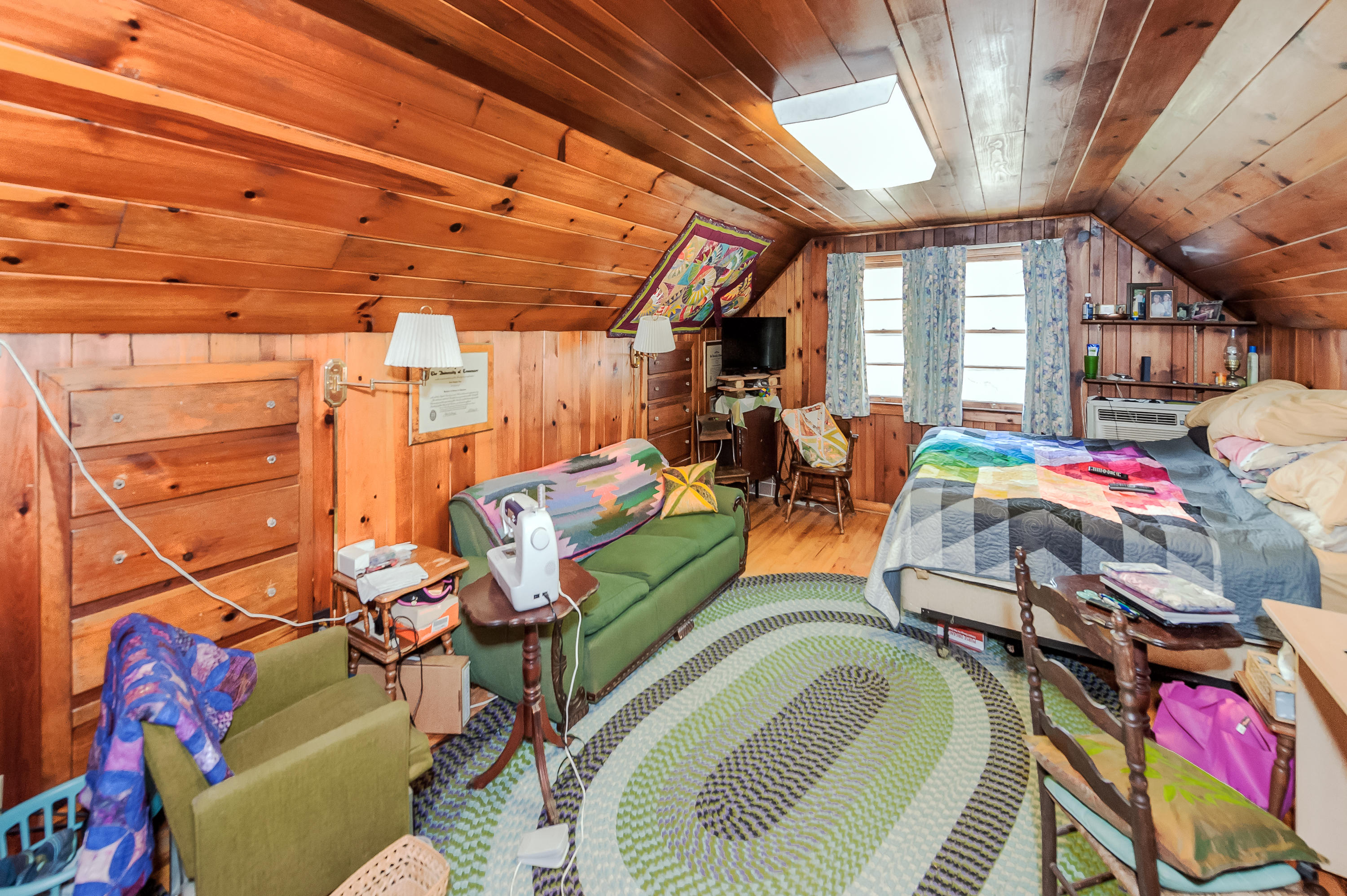 2454 Kennington Road Knoxville, TN 37917 - Photo 14 of 24 Large 3rd Bedroom Up
