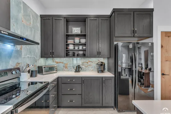 $555,000 | 717 Beatnik Court, Lawrence, KS 66044