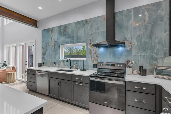 $555,000 | 717 Beatnik Court, Lawrence, KS 66044