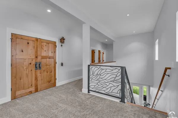 $555,000 | 717 Beatnik Court, Lawrence, KS 66044