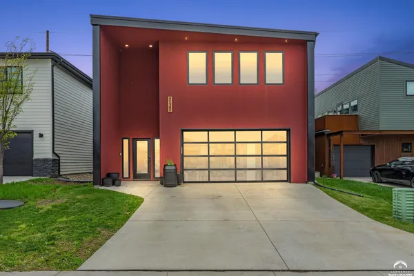 $555,000 | 717 Beatnik Court, Lawrence, KS 66044