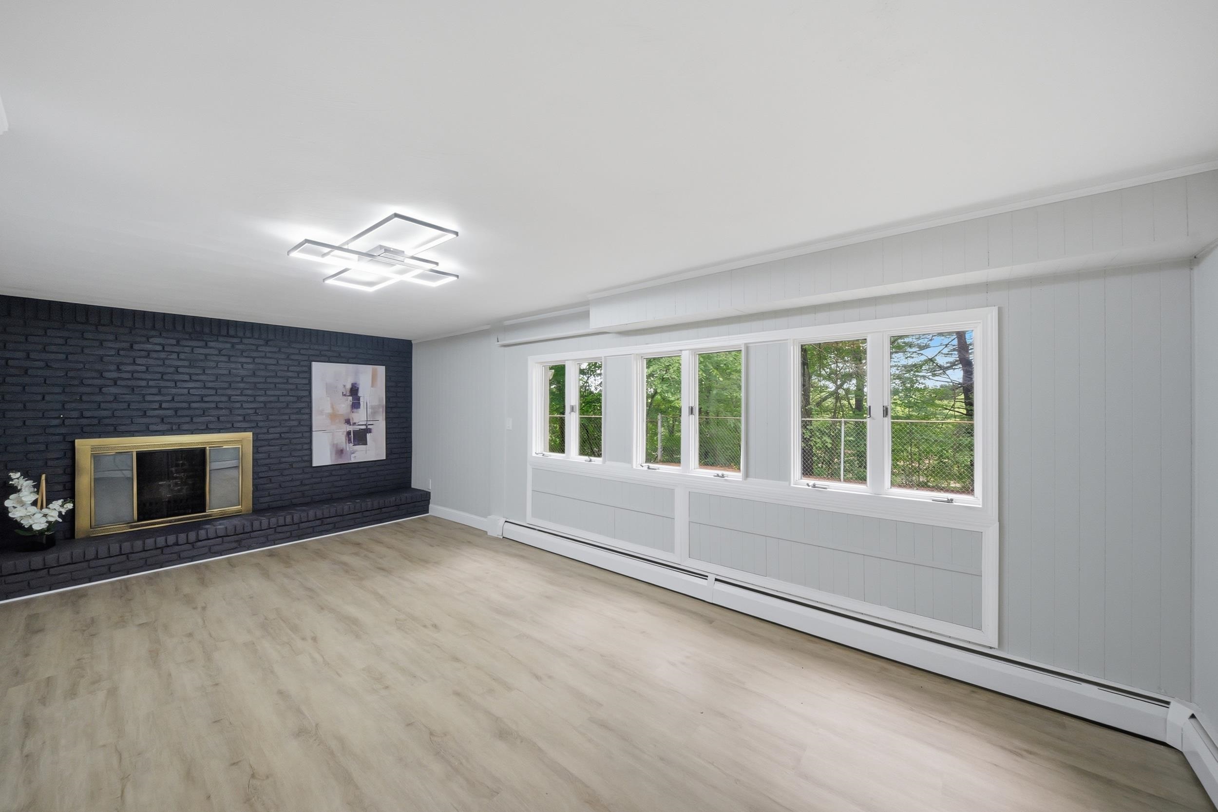 29 Dickens Street Nashua, NH 03062 - Photo 35 of 59