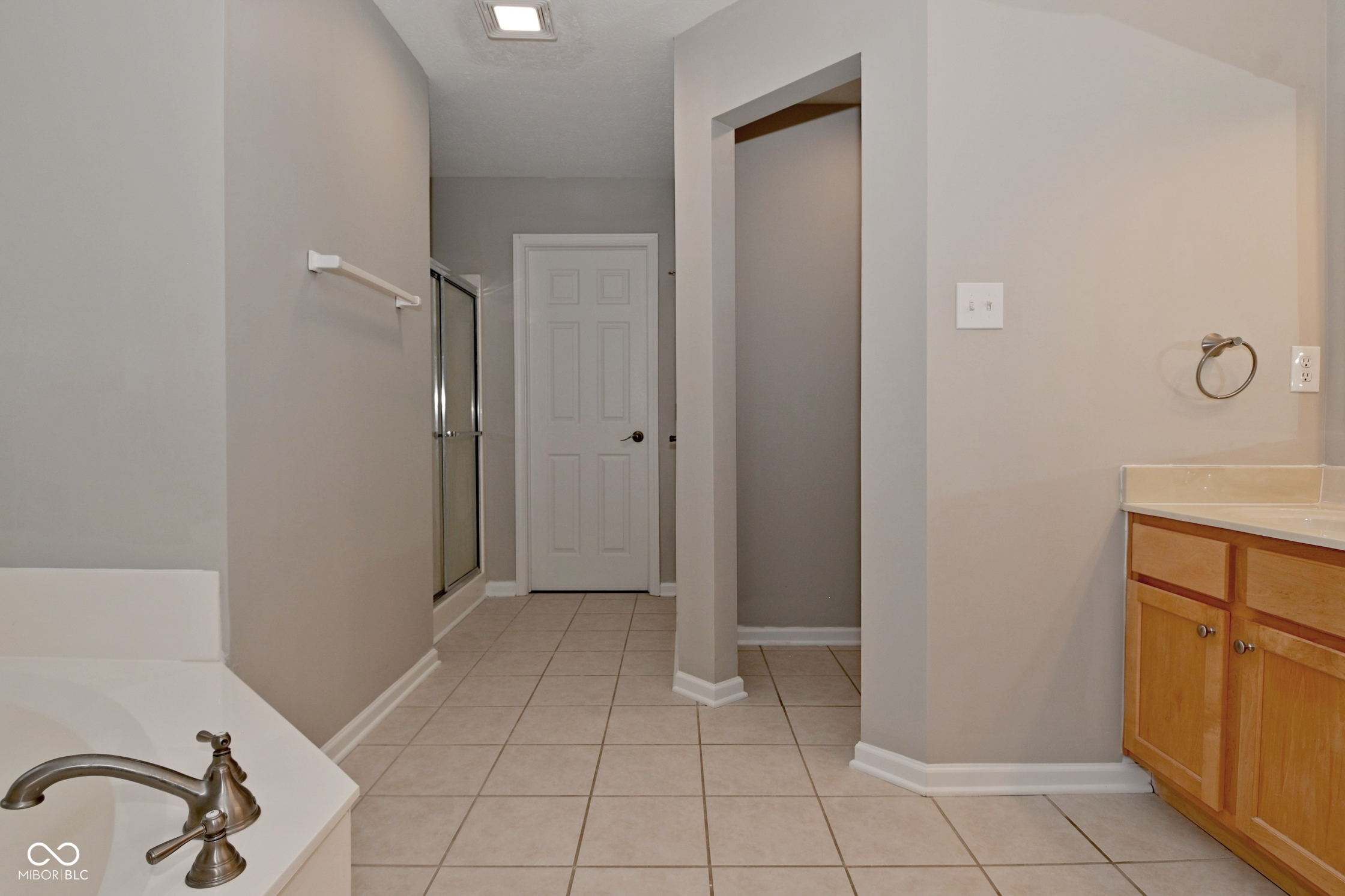 18690 Round Lake Road Noblesville, IN 46060 - Photo 21 of 36