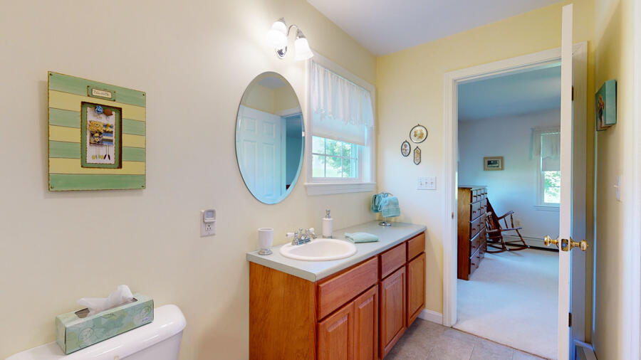 11 Knox Ridge Avenue Thomaston, ME 04861 - Photo 46 of 54 Full Bathroom For Primary Bedroom