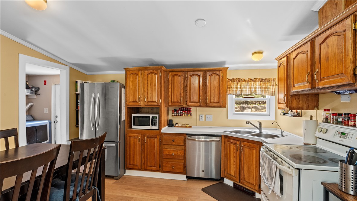 165 Spring Street Hopkinton, RI 02832 - Photo 7 of 35