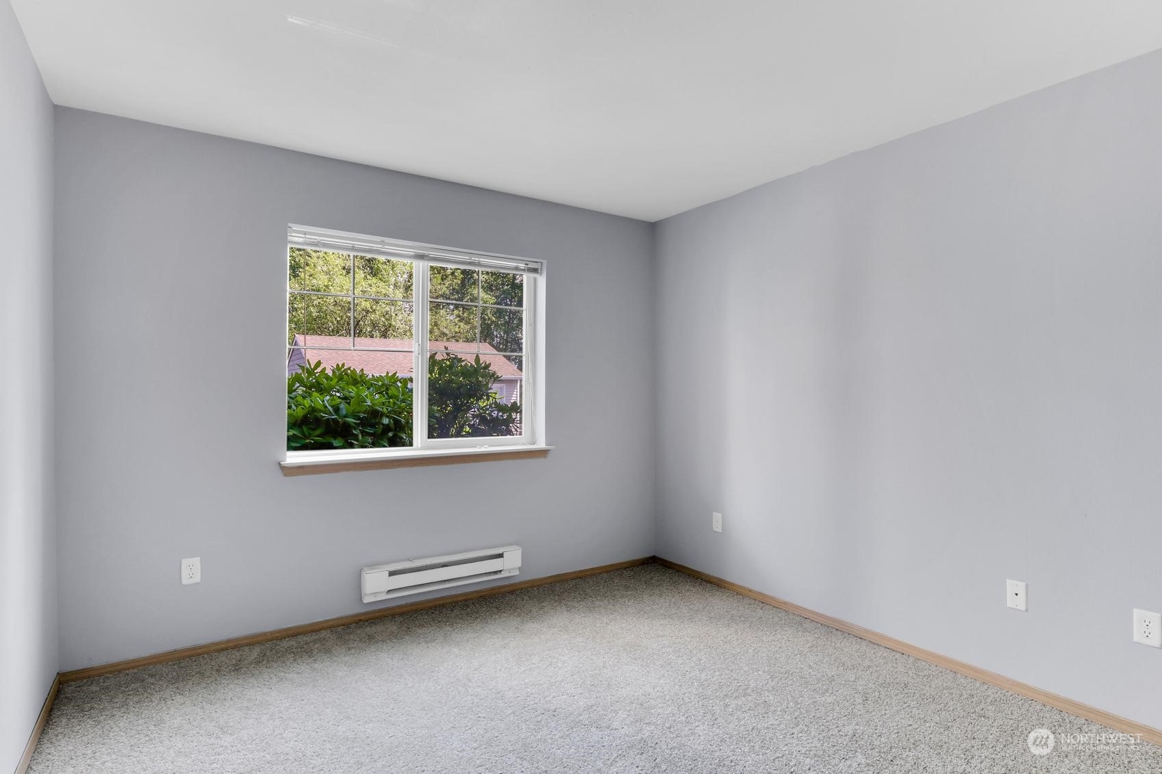 1001 West Casino Road, Unit C103 Everett, WA 98204 - Photo 17 of 23 an empty room with a window