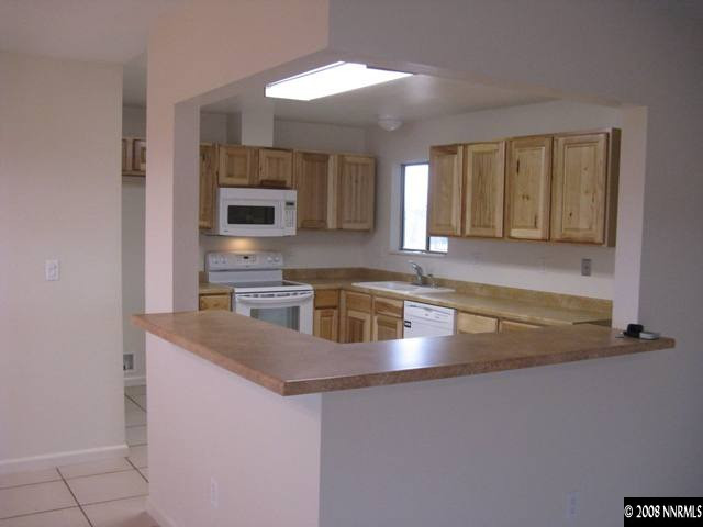 11575 Mistletoe Street Reno, NV 89506 - Photo 4 of 9 Photo 4