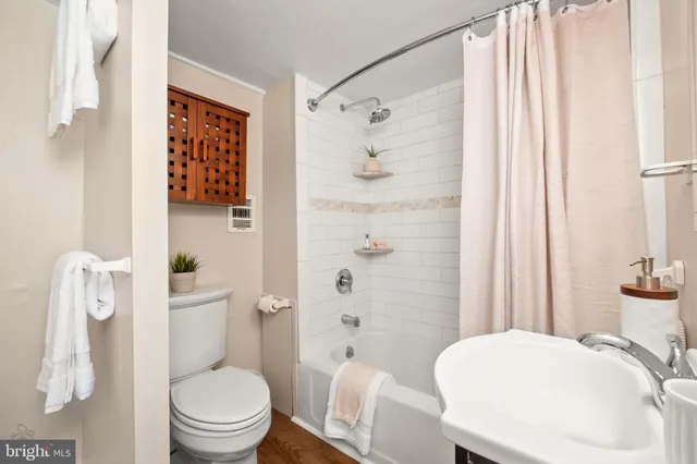 $349,900 | 39 West Durham Street, Philadelphia, PA 19119