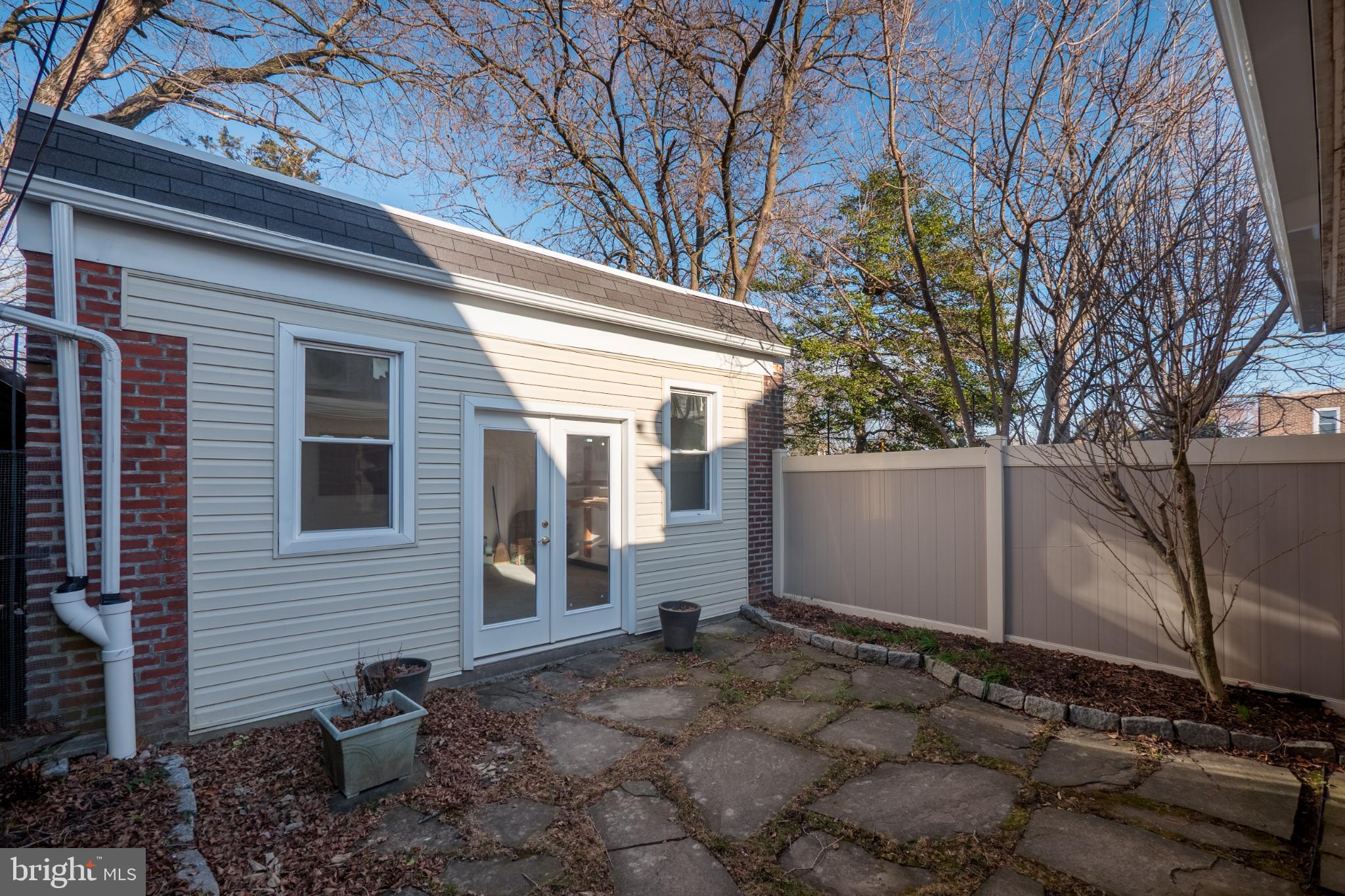39 West Durham Street Philadelphia, PA 19119 - Photo 24 of 36 BONUS garage/flex space.