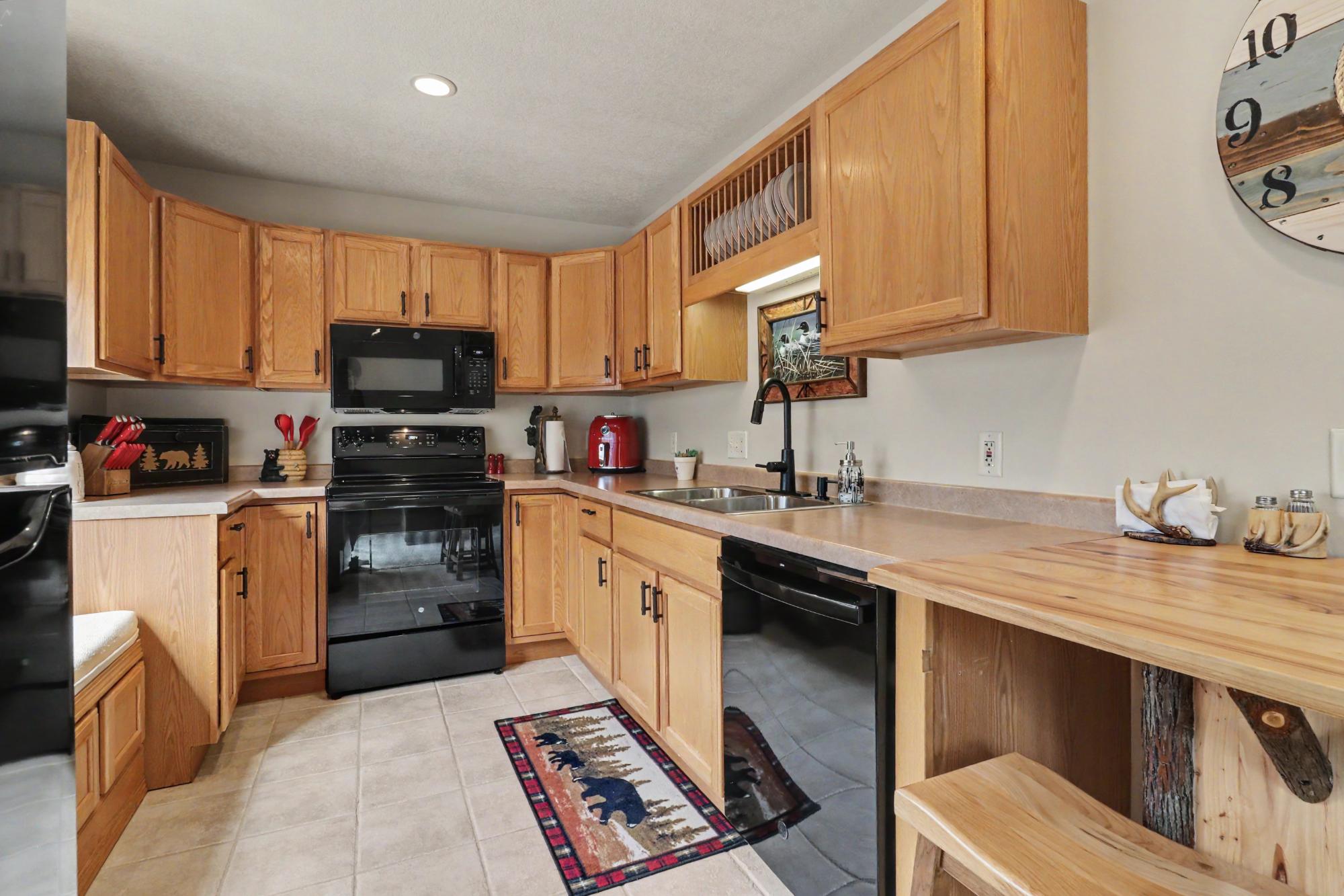 741 Rivers Edge Lane, Unit D Eagle River, WI 54521 - Photo 8 of 25 Gallery Image 8