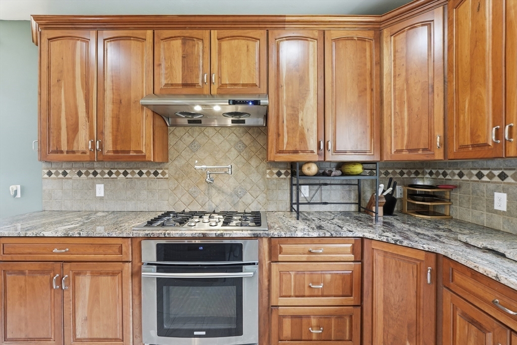 269 Harvard Road Bolton, MA 01740 - Photo 10 of 42