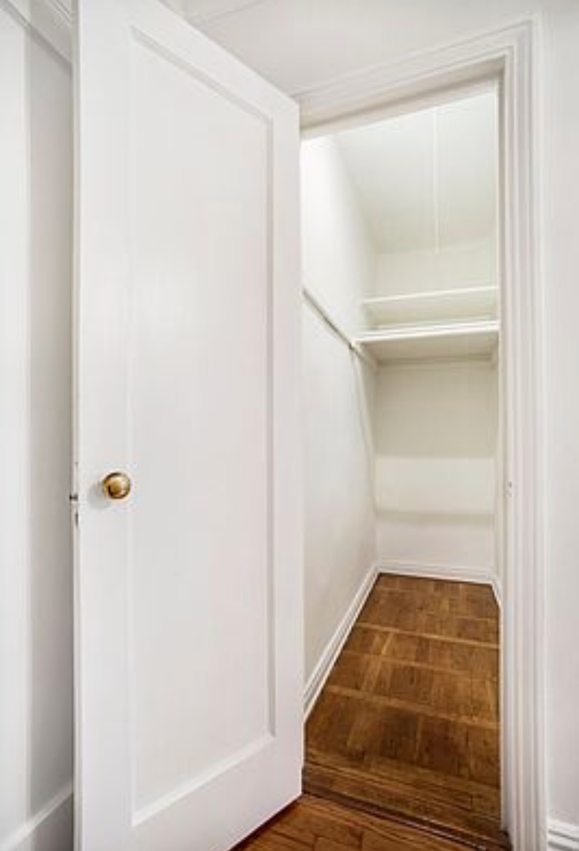 79-01 35th Avenue, Unit 4F Queens, NY 11372 - Photo 5 of 11 a view of utility room