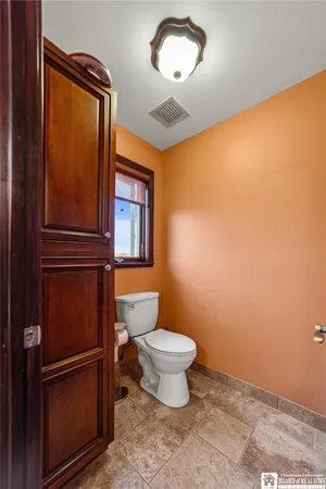 $874,900 | 9 Ryan Place, Pomfret, NY 14063