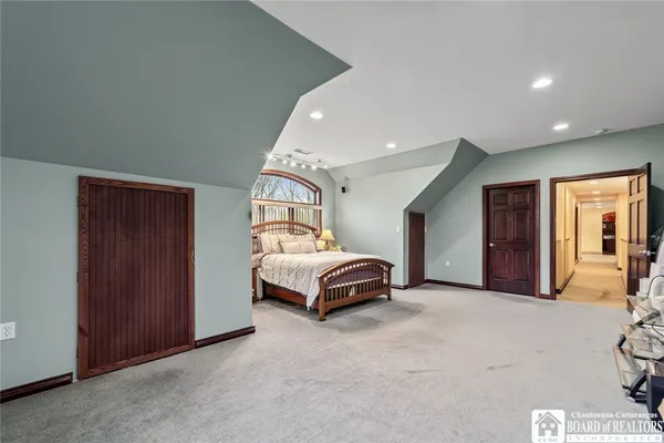 $874,900 | 9 Ryan Place, Pomfret, NY 14063