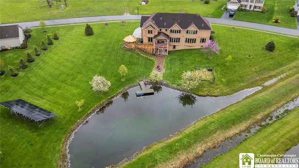 $874,900 | 9 Ryan Place, Pomfret, NY 14063