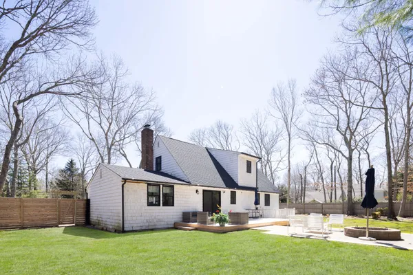 $25,000 | 41 Clinton Street, East Hampton, NY 11937