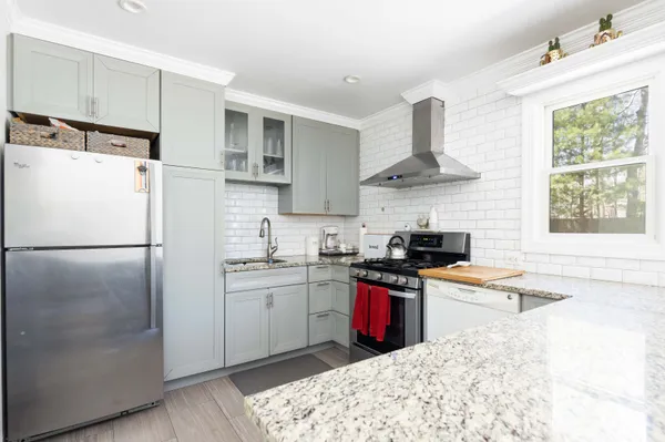 $25,000 | 41 Clinton Street, East Hampton, NY 11937